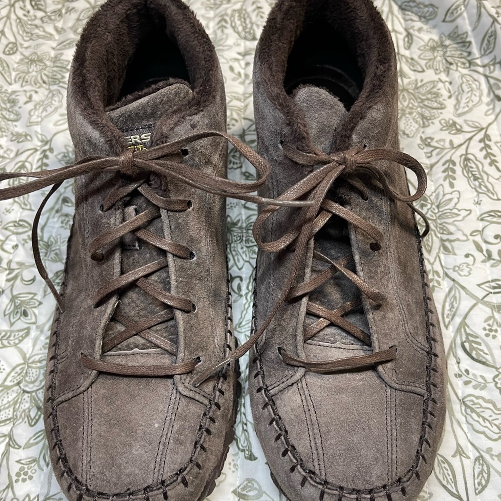Women's Skechers Brown Suede Lace-Up Moccasin Sneakers